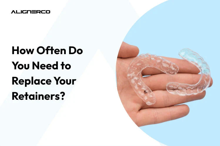 Main tenant des dispositifs de contention dentaire en plastique transparent pour les soins post-orthodontiques