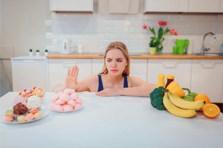 women choosing what to eat and what to avoid